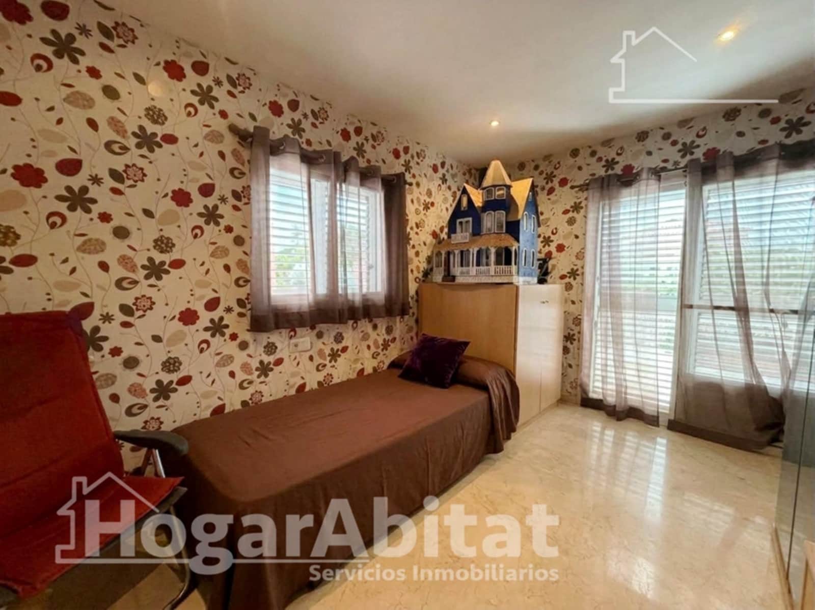 3 soverom Villa til salgs i Moncada med garasje - € 450 000 (Ref: 10147223)