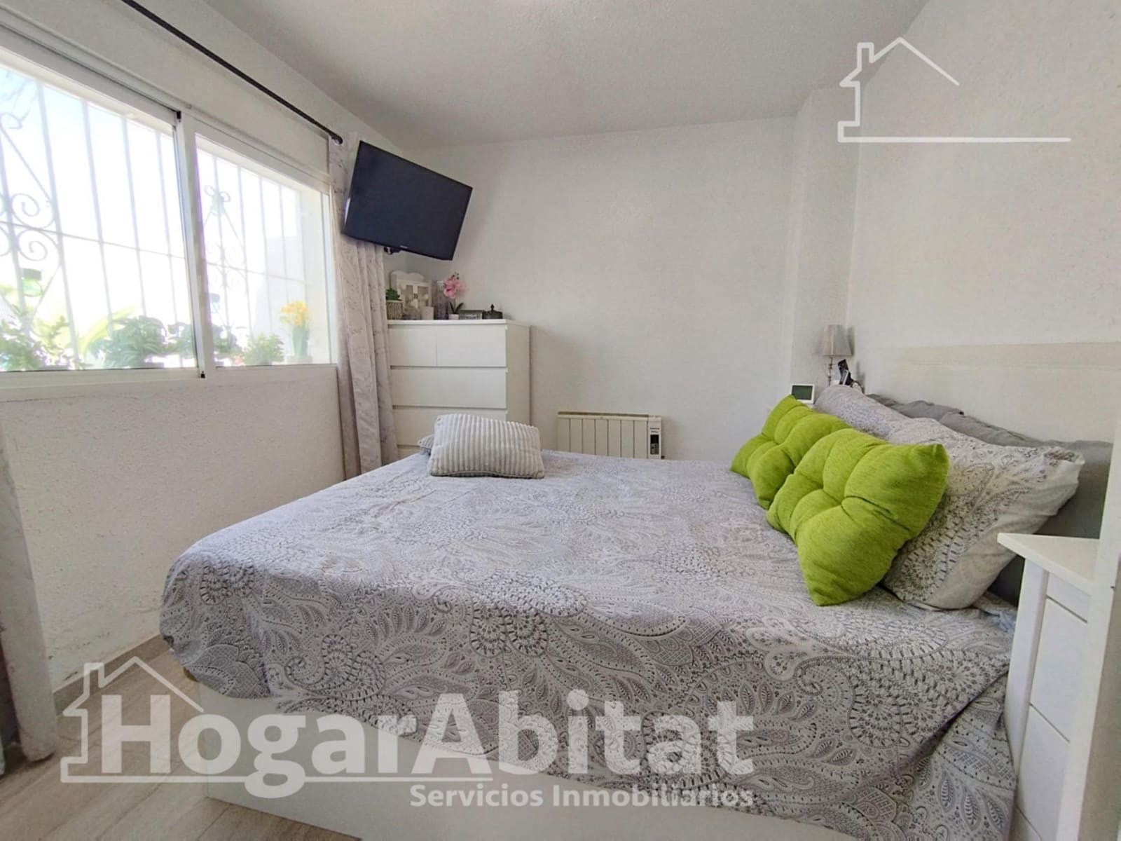 3 soverom Rekkehus til salgs i La Siesta med svømmebasseng - € 234 900 (Ref: 10155387)