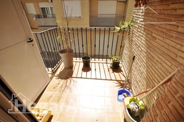 5 quarto Casa em Banda para venda em La Pobla de Farnals com garagem - 698 000 € (Ref: 10155403)