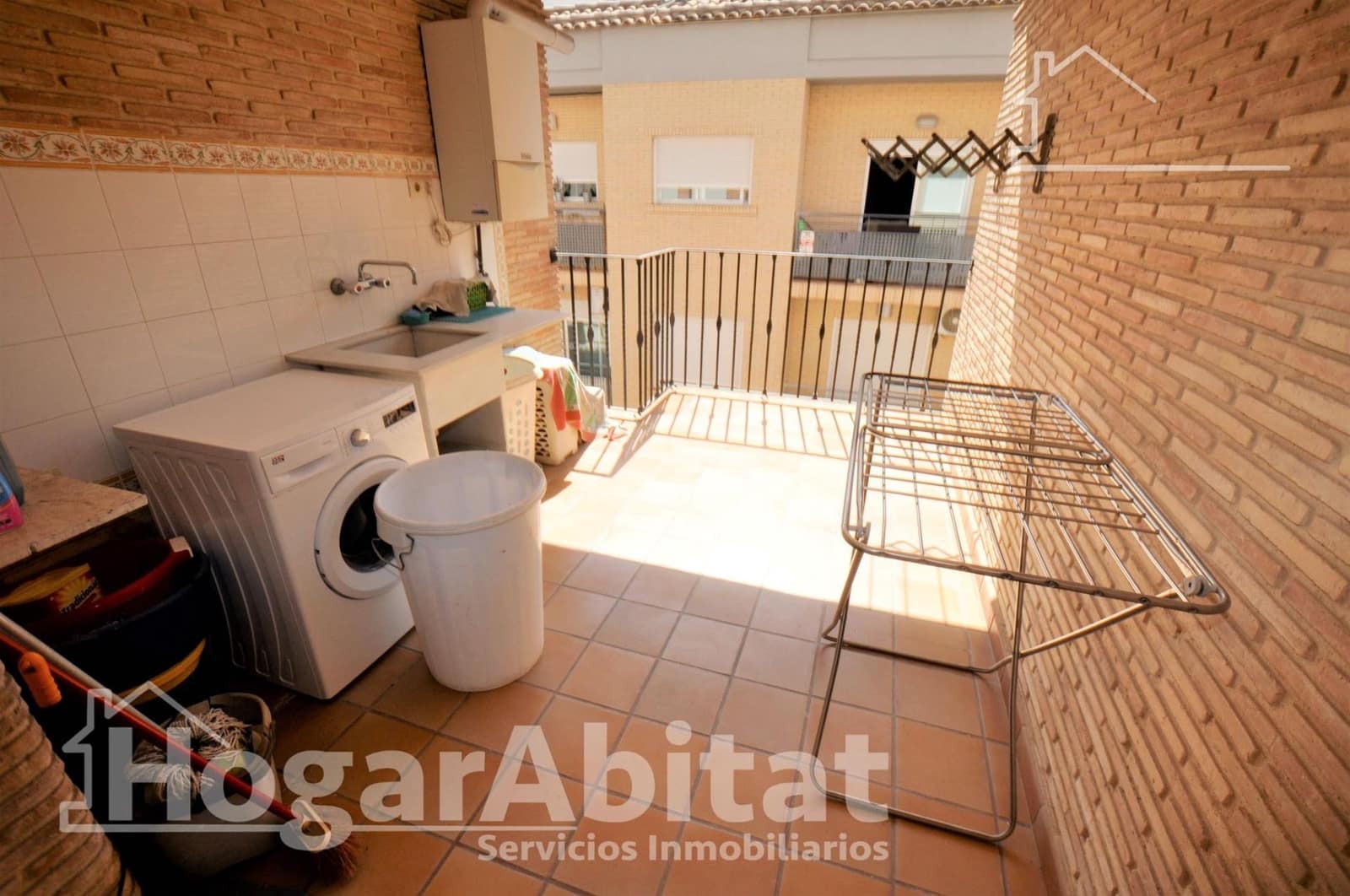 5 quarto Casa em Banda para venda em La Pobla de Farnals com garagem - 698 000 € (Ref: 10155403)