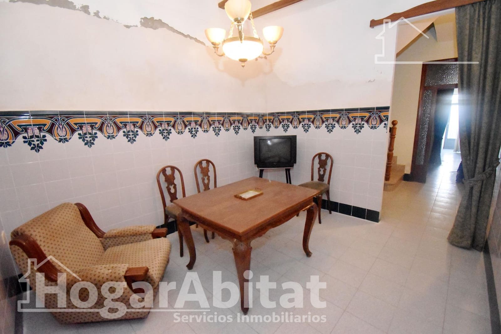 6 bedroom Townhouse for sale in Almassora / Almazora - € 150,000 (Ref: 10155404)