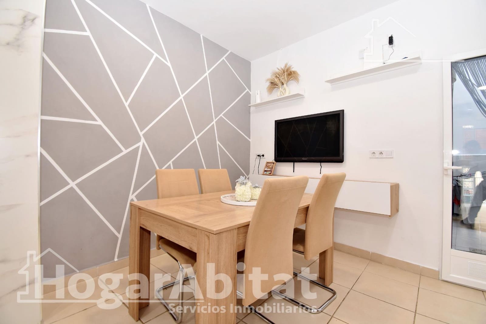 2 bedroom Townhouse for sale in Oliva - € 65,000 (Ref: 10155405)