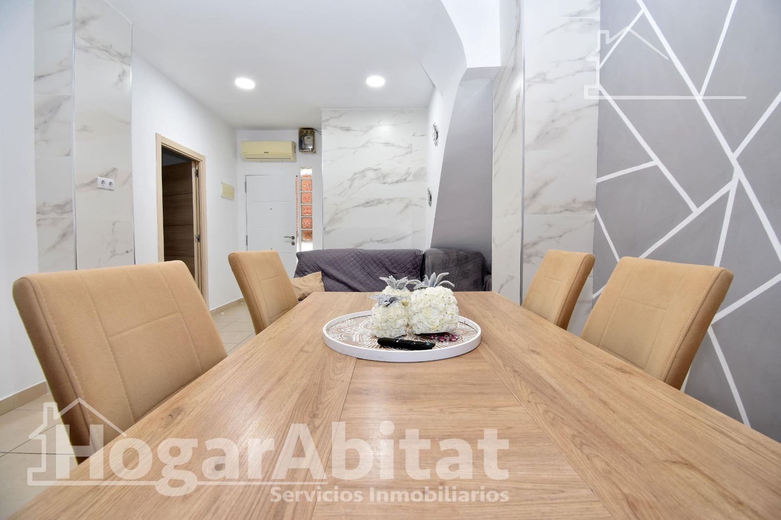 2 bedroom Townhouse for sale in Oliva - € 65,000 (Ref: 10155405)