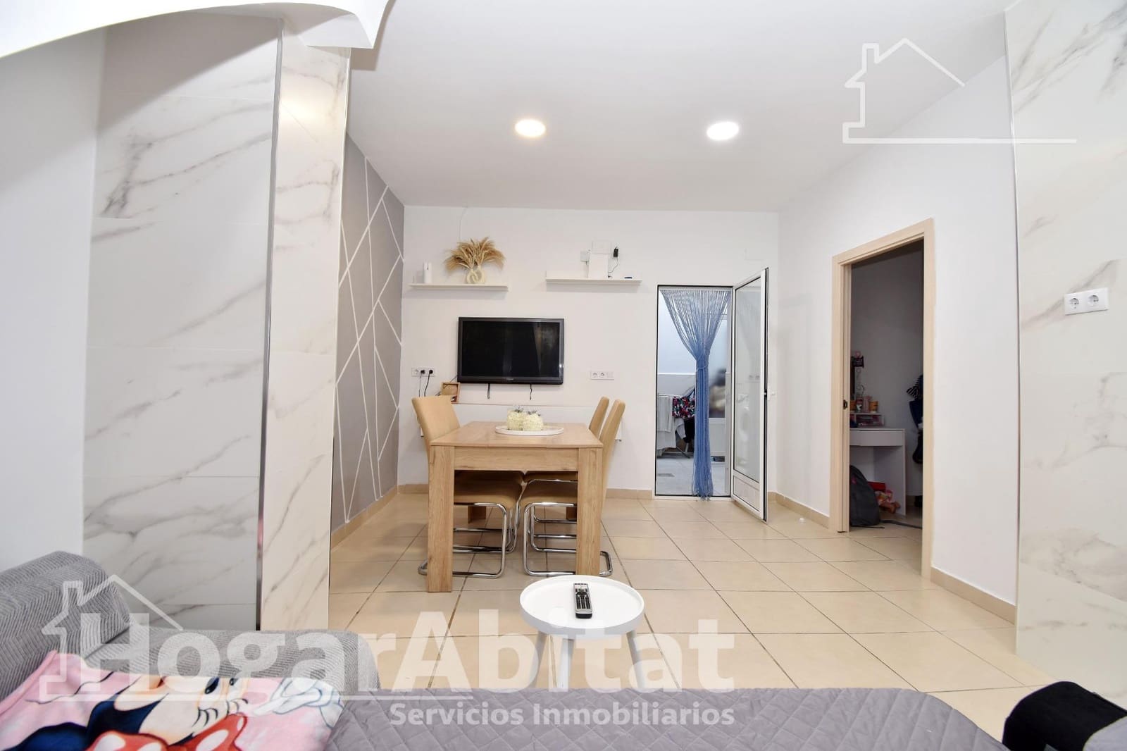 2 bedroom Townhouse for sale in Oliva - € 65,000 (Ref: 10155405)