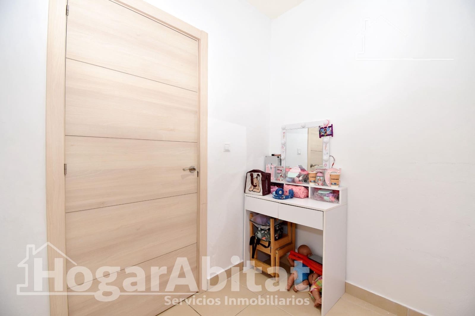 2 bedroom Townhouse for sale in Oliva - € 65,000 (Ref: 10155405)