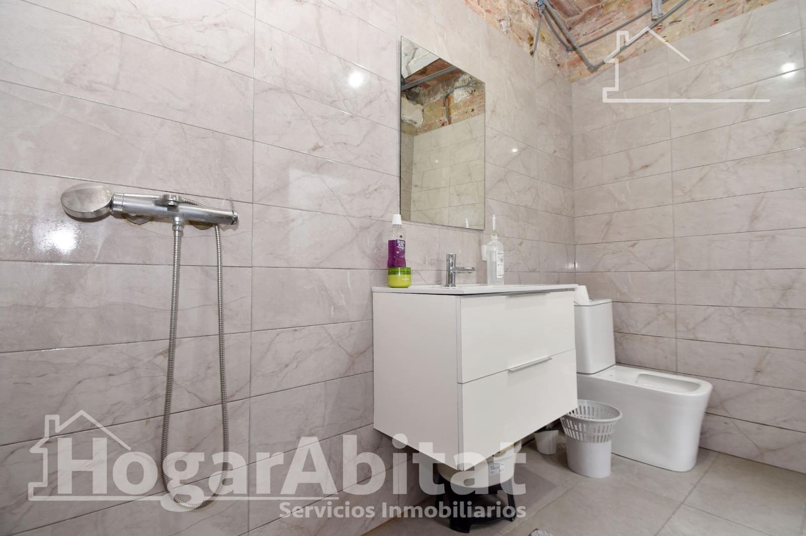 2 bedroom Townhouse for sale in Oliva - € 65,000 (Ref: 10155405)