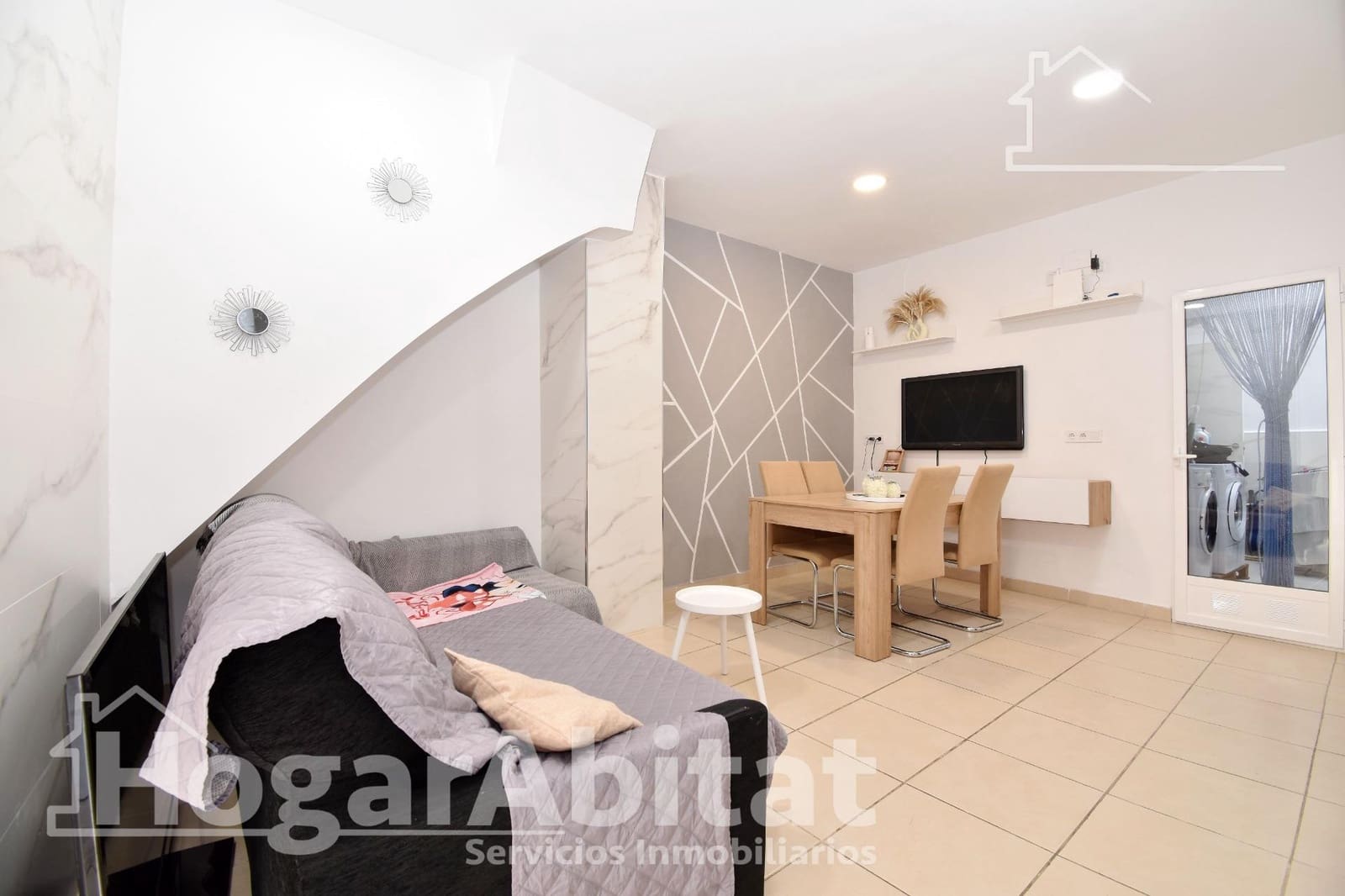 2 bedroom Townhouse for sale in Oliva - € 65,000 (Ref: 10155405)