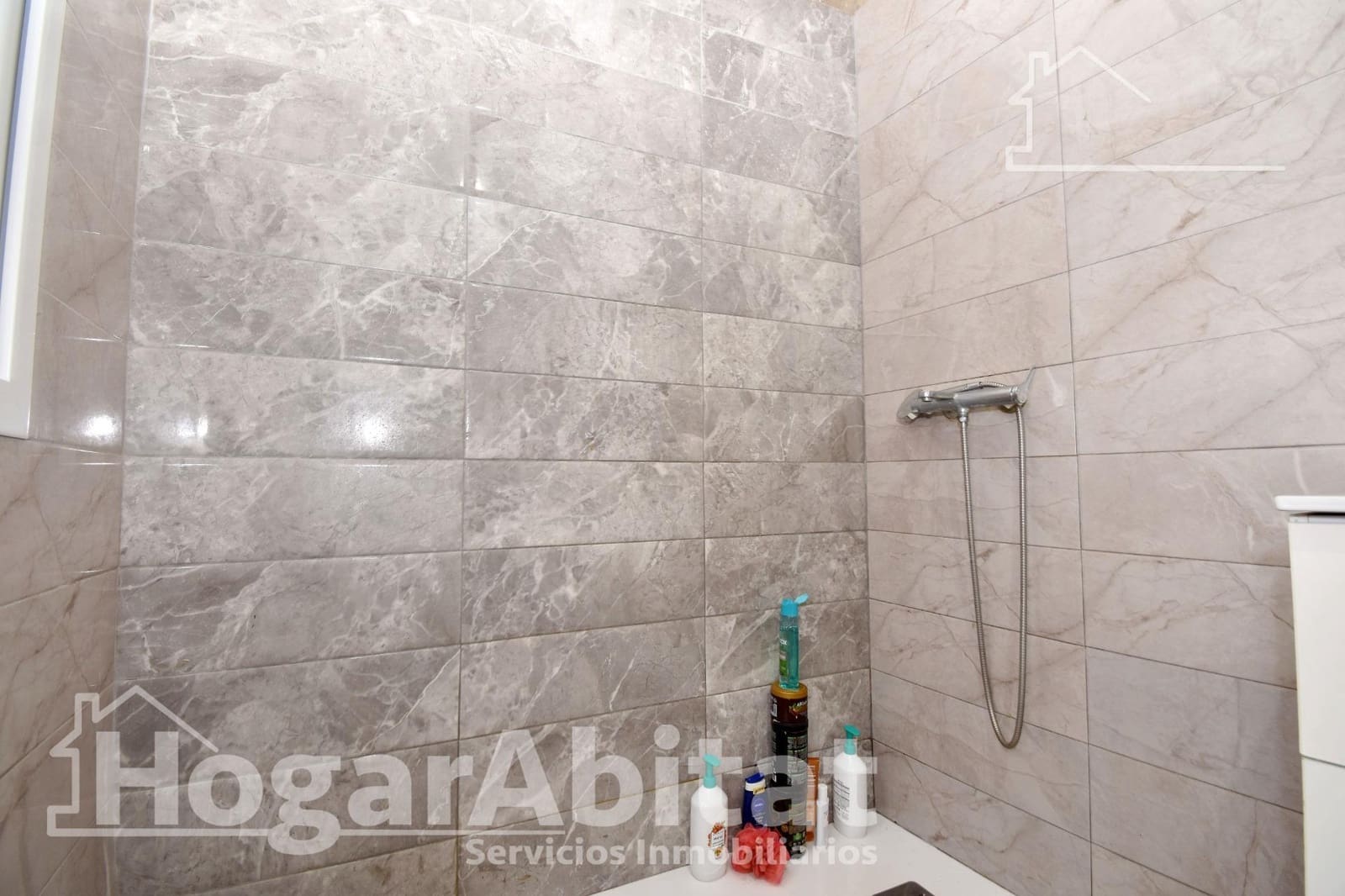 2 bedroom Townhouse for sale in Oliva - € 65,000 (Ref: 10155405)