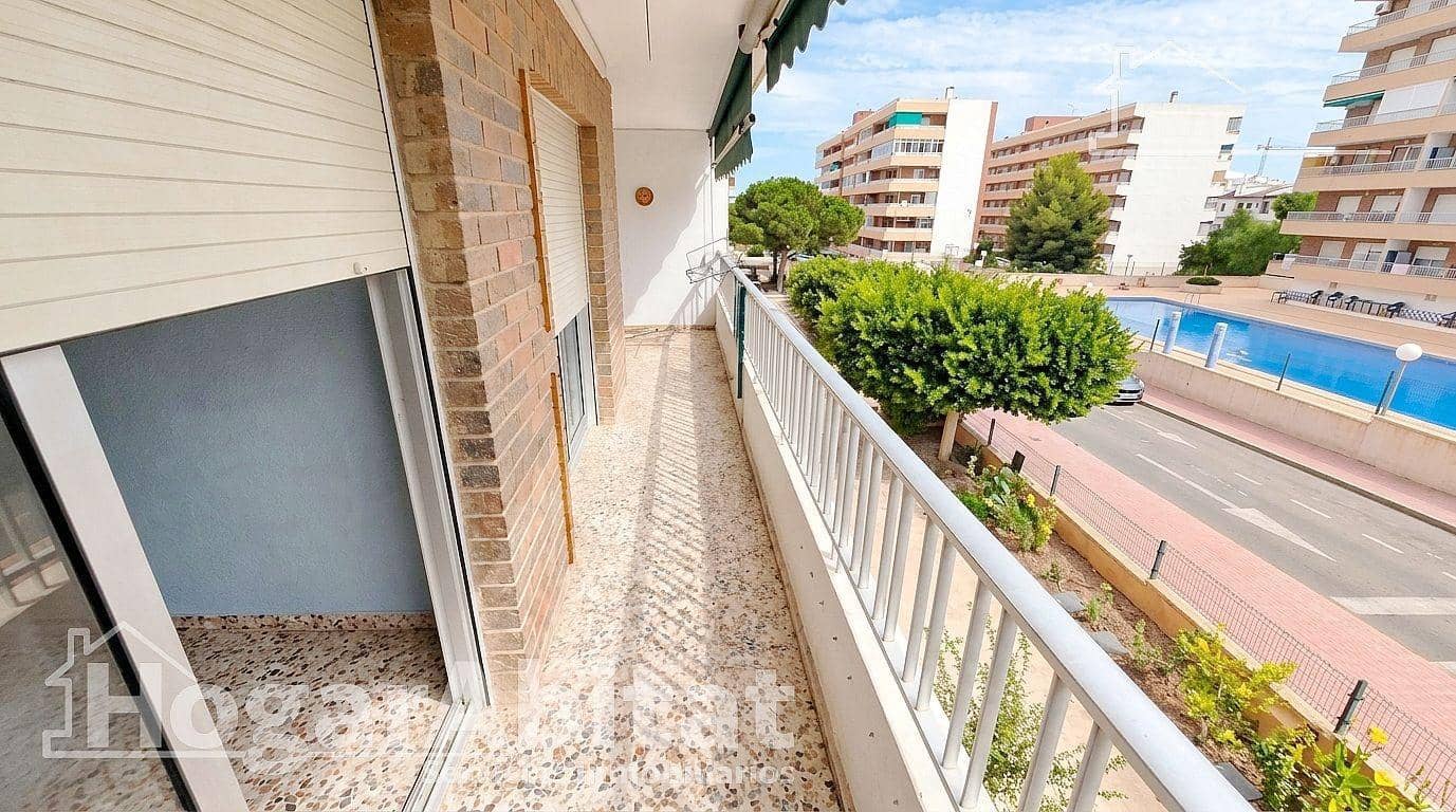 2 bedroom Flat for sale in Punta Prima with pool garage - € 180,000 (Ref: 10157730)