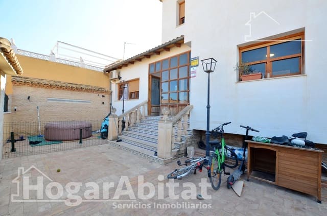 4 slaapkamer Villa te koop in San Vicente / Sant Vicent del Raspeig met garage - € 425.000 (Ref: 10159797)
