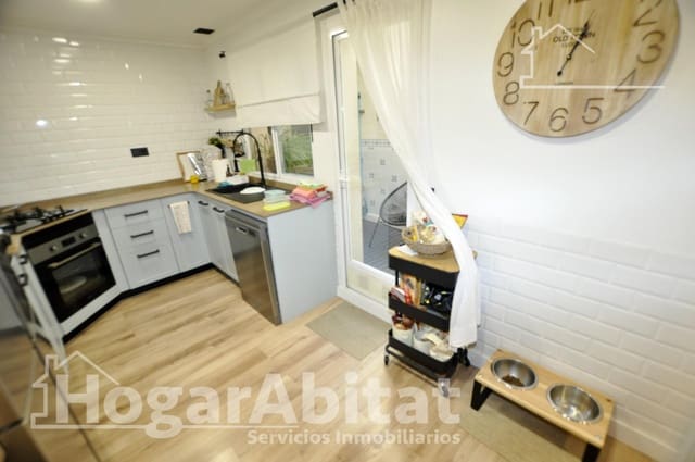 4 chambre Villa/Maison Mitoyenne à vendre à La Pobla de Farnals avec garage - 370 000 € (Ref: 10161565)