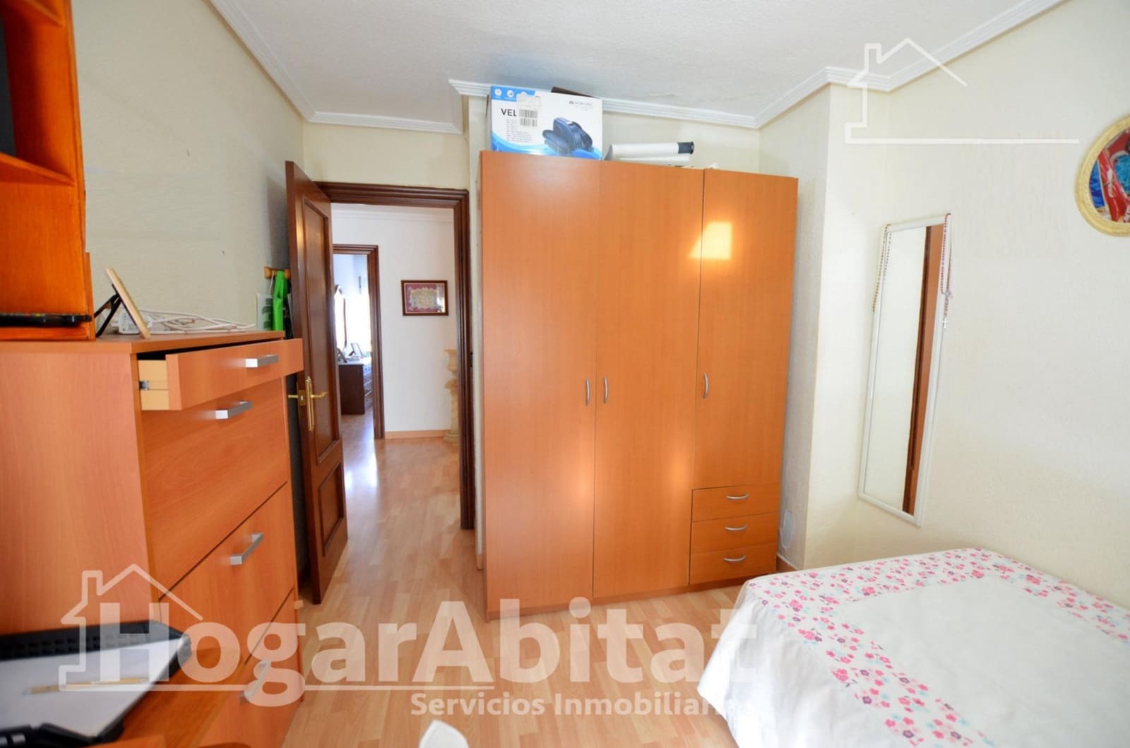 4 slaapkamer Flat te koop in Alicante stad - € 140.000 (Ref: 10161568)