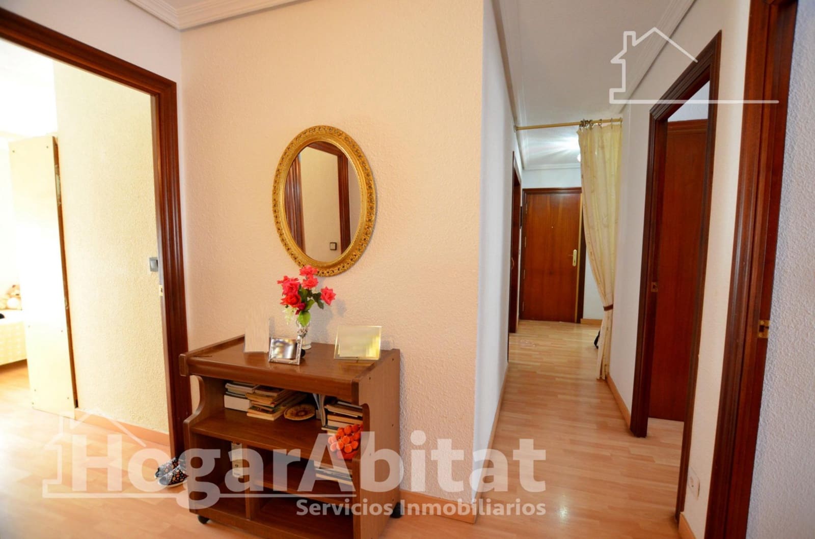 4 slaapkamer Flat te koop in Alicante stad - € 140.000 (Ref: 10161568)