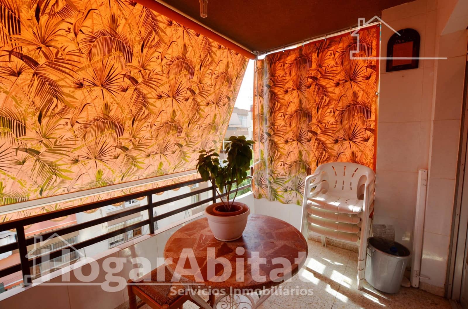 4 slaapkamer Flat te koop in Alicante stad - € 140.000 (Ref: 10161568)
