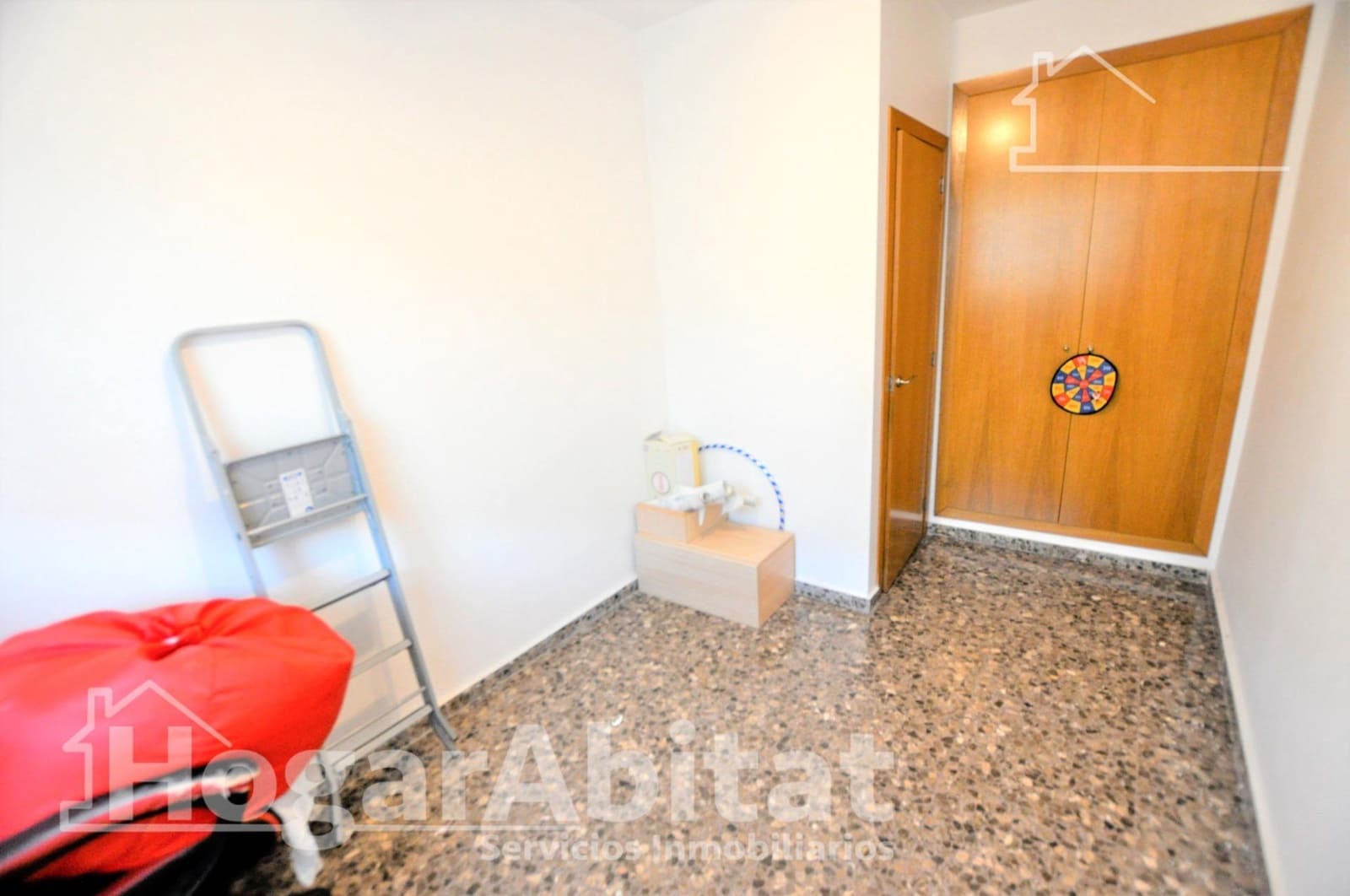3 bedroom Flat for sale in Massamagrell with garage - € 128,000 (Ref: 10161569)