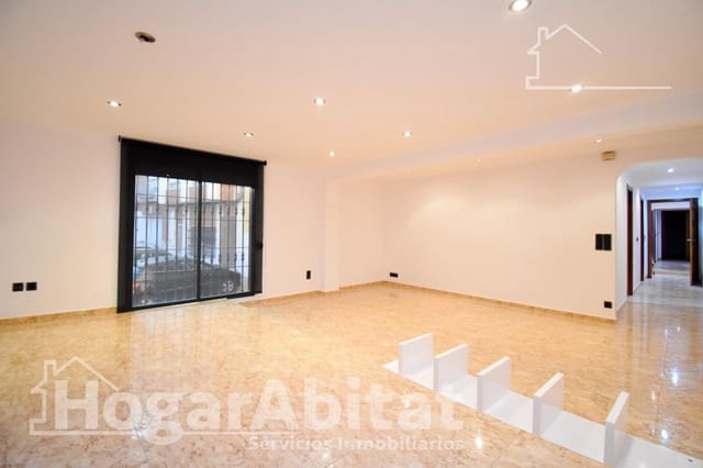 Piso de 3 habitaciones en Tavernes de la Valldigna en venta con garaje - 219.000 € (Ref: 10165100)