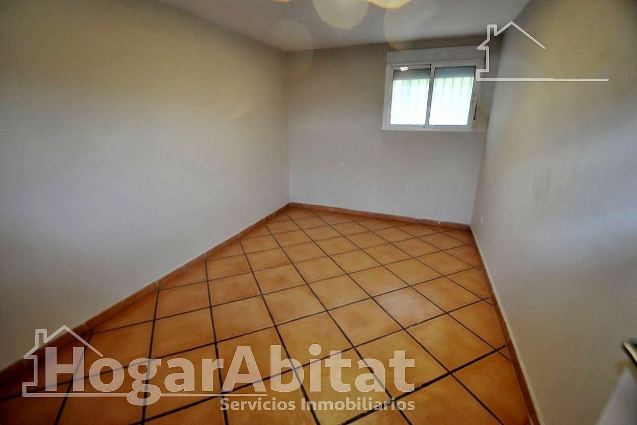 4 slaapkamer Villa te koop in Betera met zwembad garage - € 380.000 (Ref: 10165102)