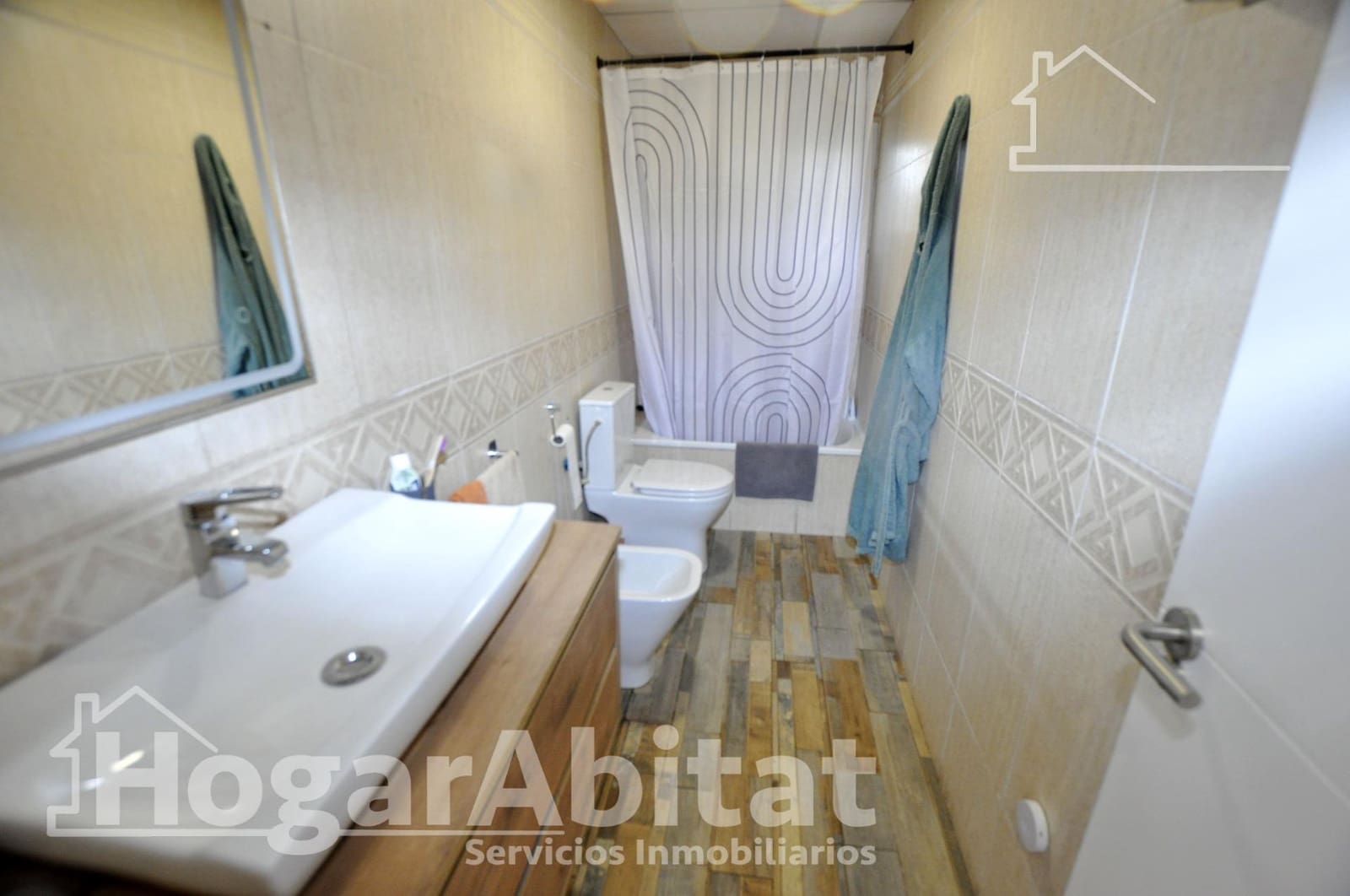 4 slaapkamer Villa te koop in Betera met zwembad garage - € 380.000 (Ref: 10165102)