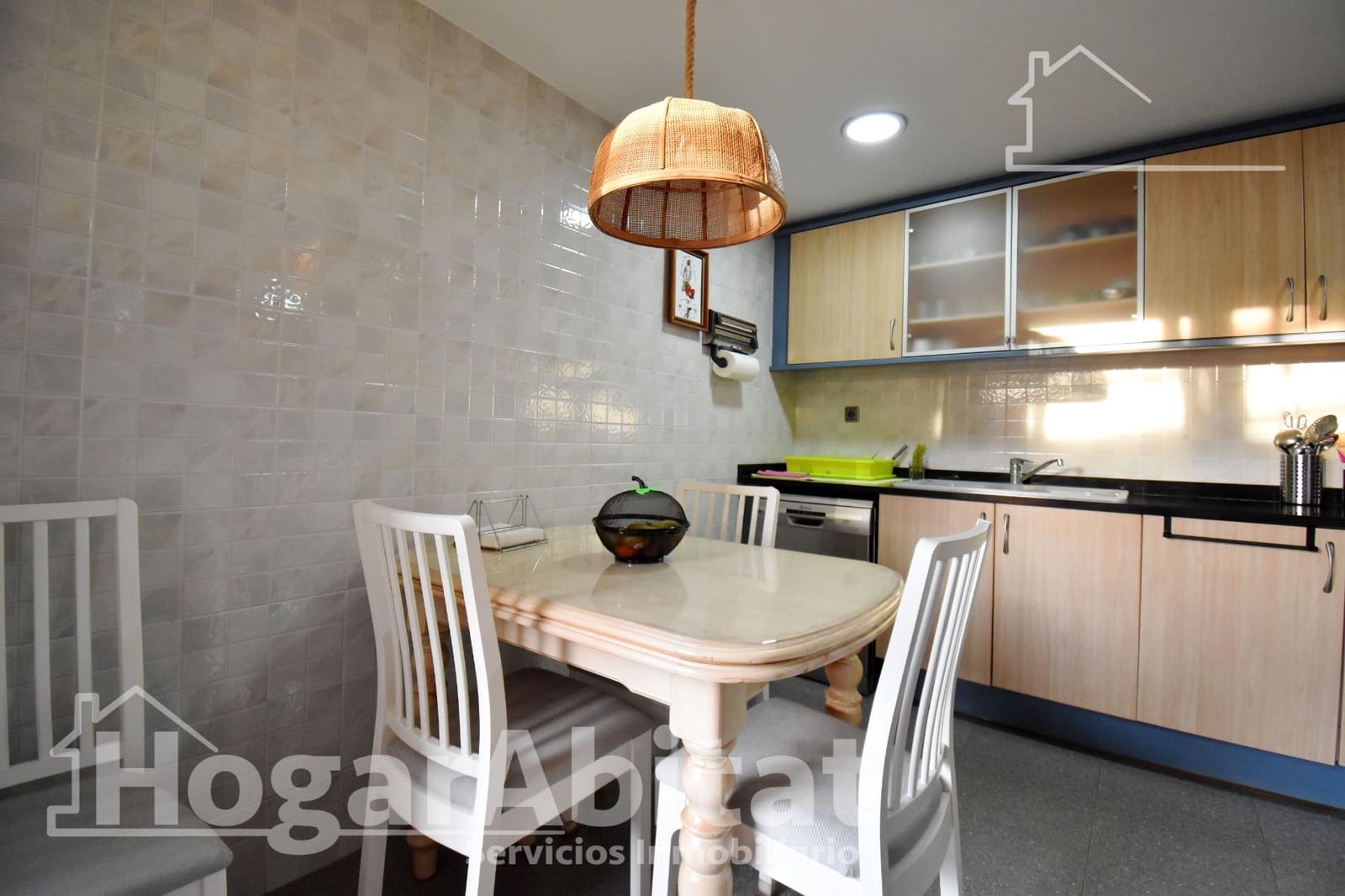 3 bedroom Flat for sale in Tavernes de la Valldigna with pool garage - € 220,000 (Ref: 10165115)
