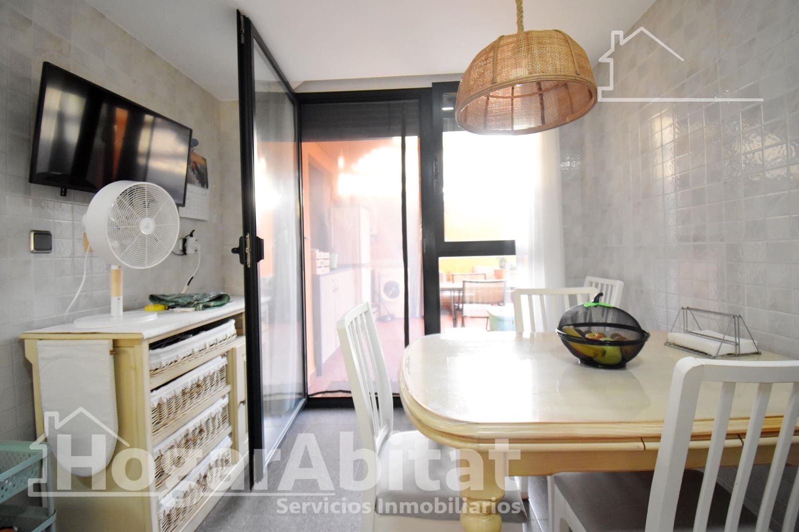 3 bedroom Flat for sale in Tavernes de la Valldigna with pool garage - € 220,000 (Ref: 10165115)