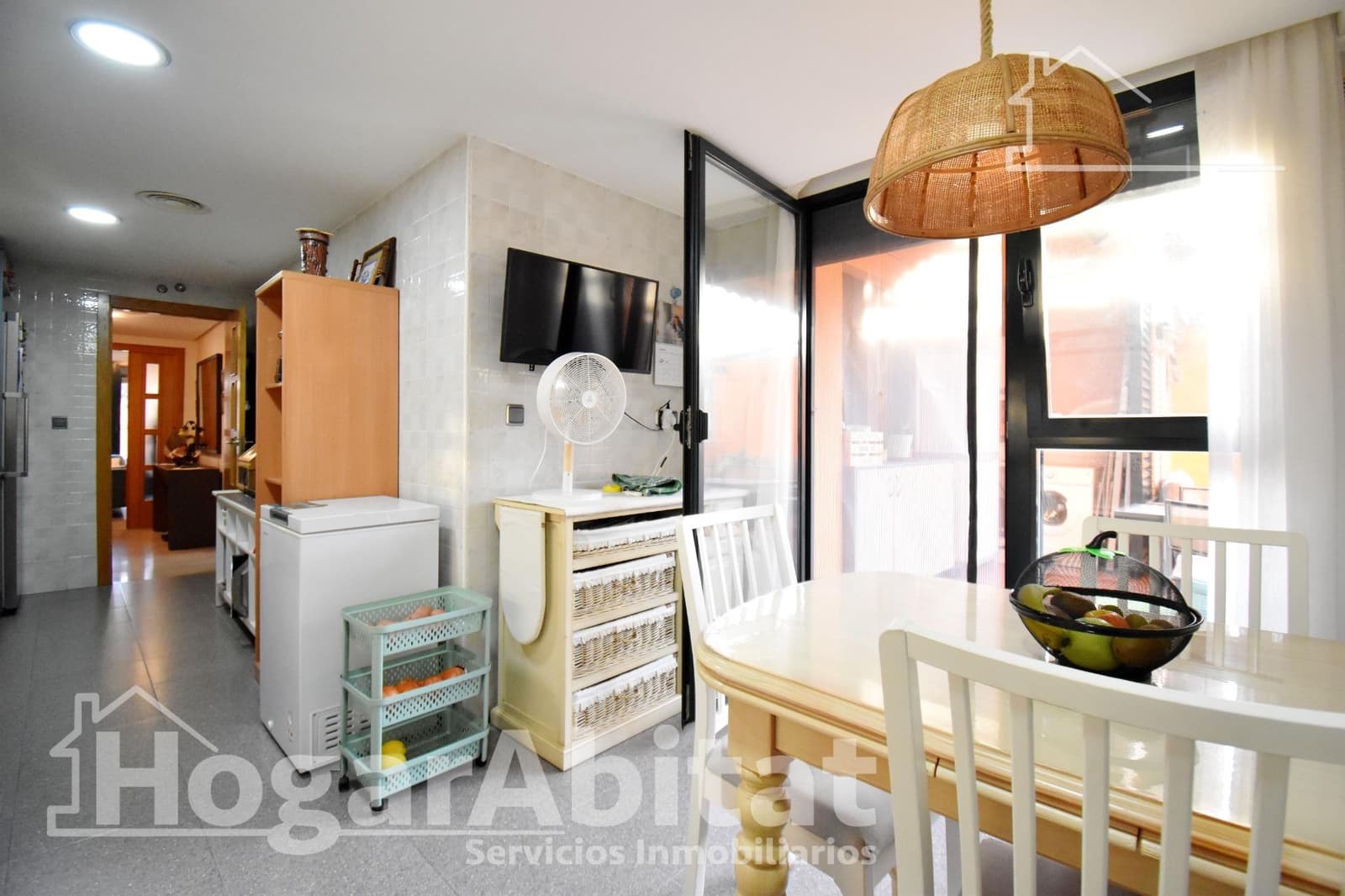3 bedroom Flat for sale in Tavernes de la Valldigna with pool garage - € 220,000 (Ref: 10165115)