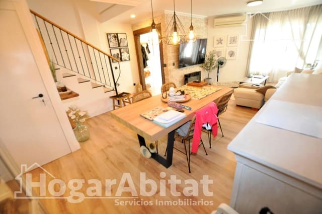 4 quarto Moradia em Banda para venda em La Pobla de Farnals com garagem - 370 000 € (Ref: 10165118)