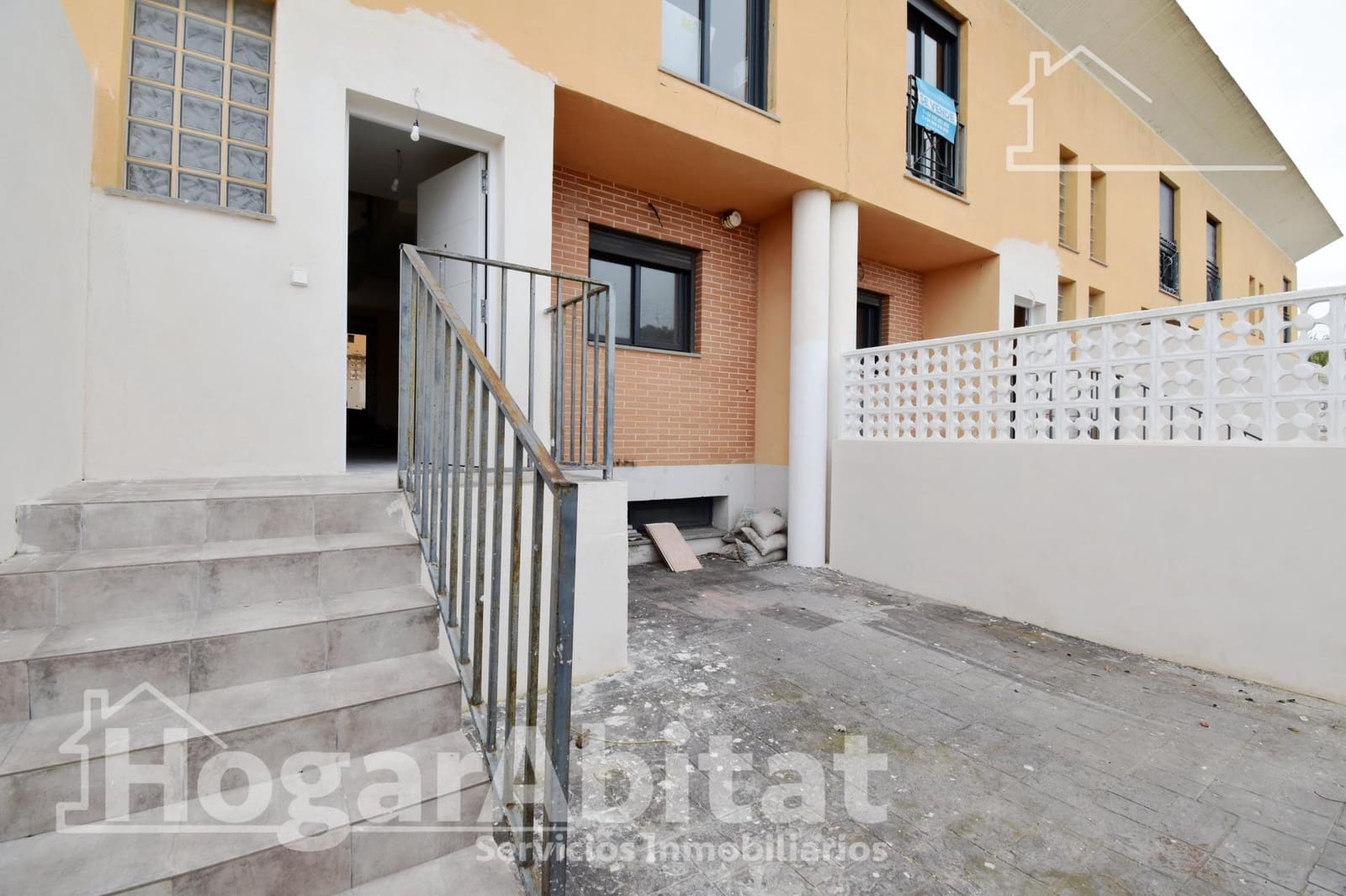 3 bedroom Terraced Villa for sale in Els Poblets with garage - € 270,000 (Ref: 10166755)