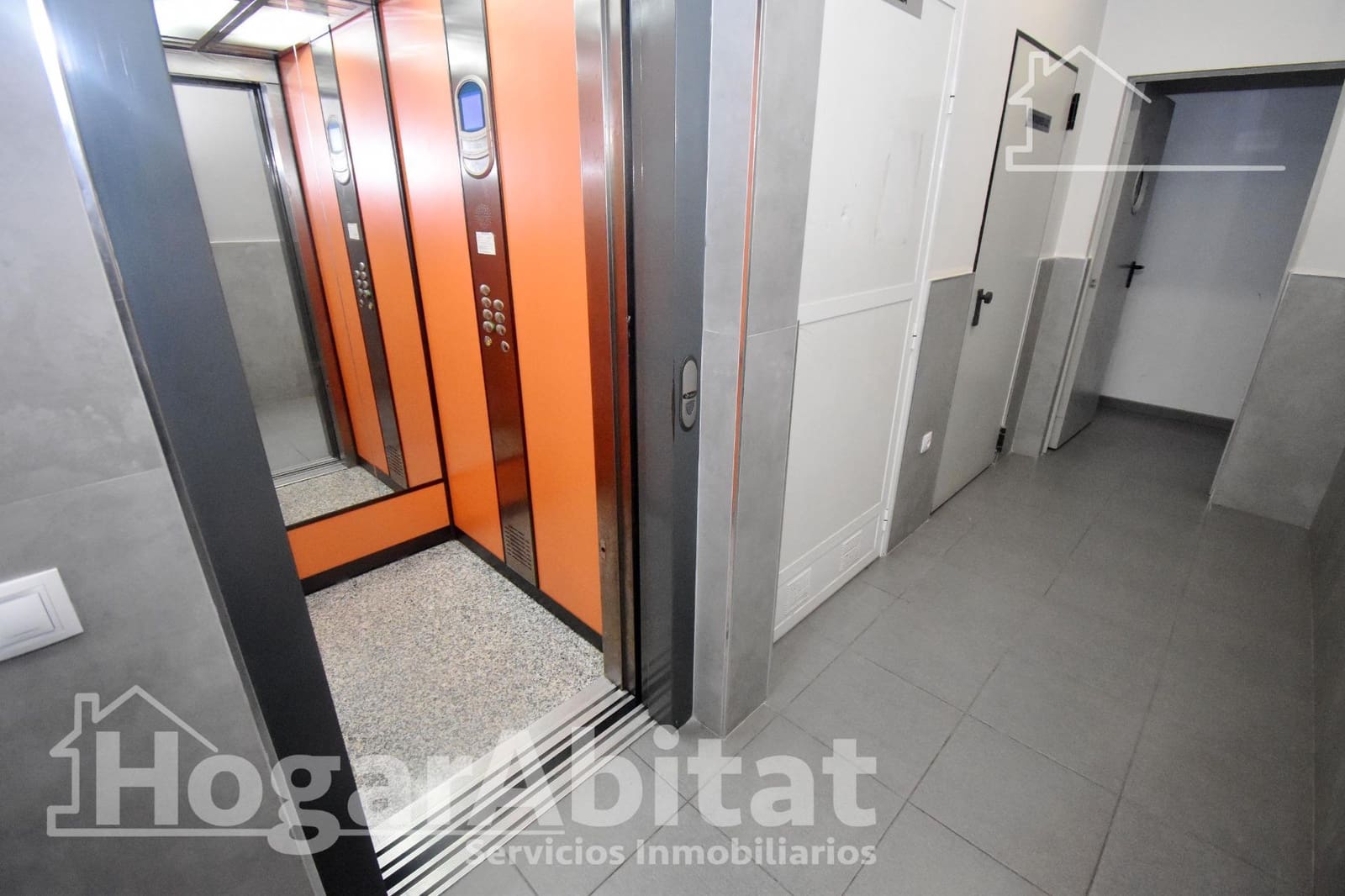 2 bedroom Flat for sale in La Vall d'Uixo - € 140,000 (Ref: 10166758)