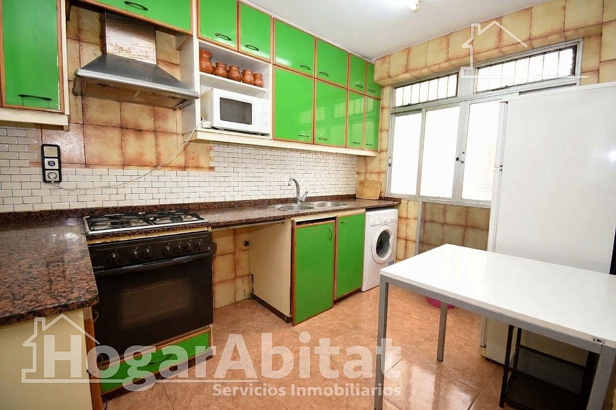Piso de 4 habitaciones en València ciudad en venta con garaje - 405.000 € (Ref: 10168516)