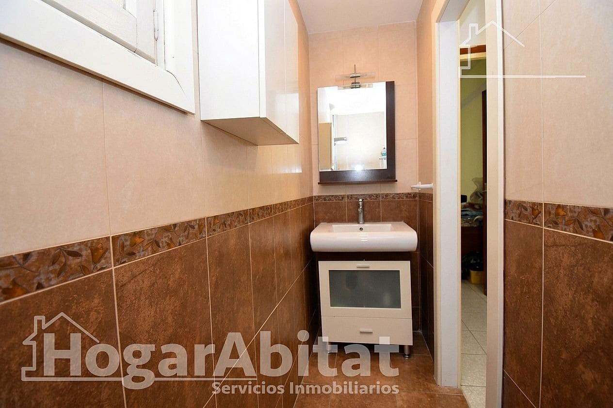 Piso de 4 habitaciones en València ciudad en venta con garaje - 405.000 € (Ref: 10168516)