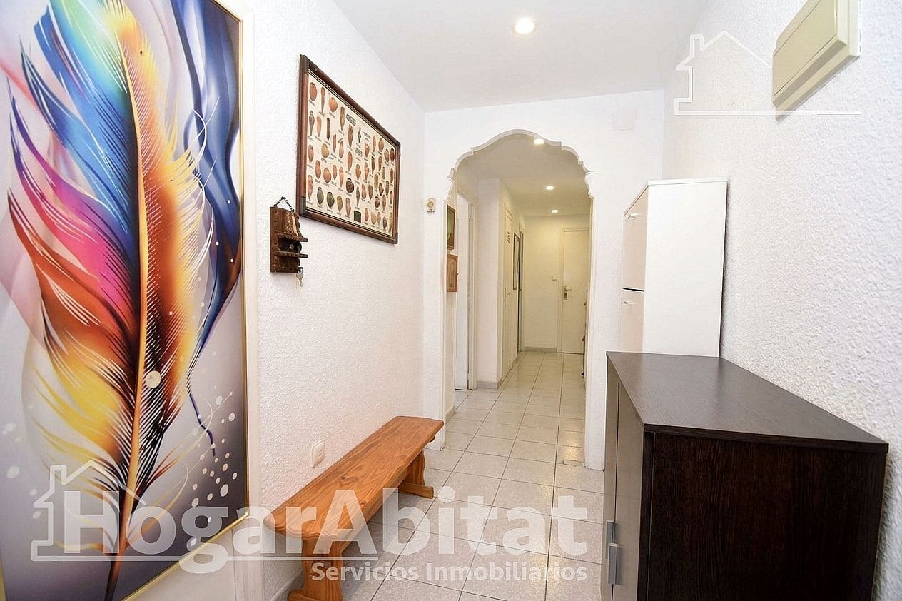 Piso de 4 habitaciones en València ciudad en venta con garaje - 405.000 € (Ref: 10168516)