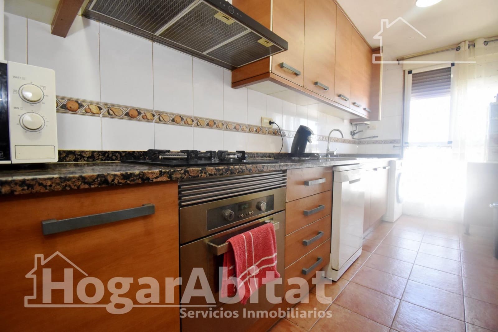 Piso de 3 habitaciones en Almassora / Almazora en venta con garaje - 145.000 € (Ref: 10168518)