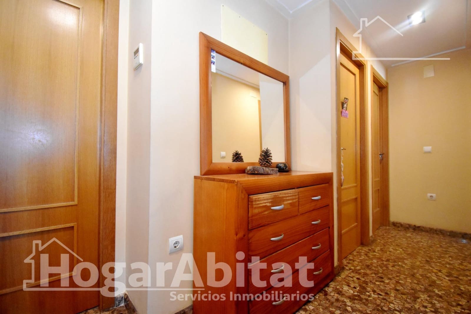 Piso de 3 habitaciones en Almassora / Almazora en venta con garaje - 145.000 € (Ref: 10168518)