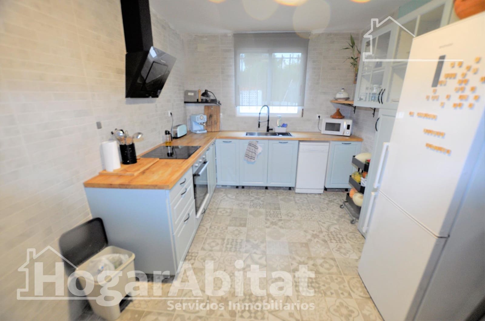 Chalet de 4 habitaciones en Bétera en venta con piscina garaje - 380.000 € (Ref: 10168532)