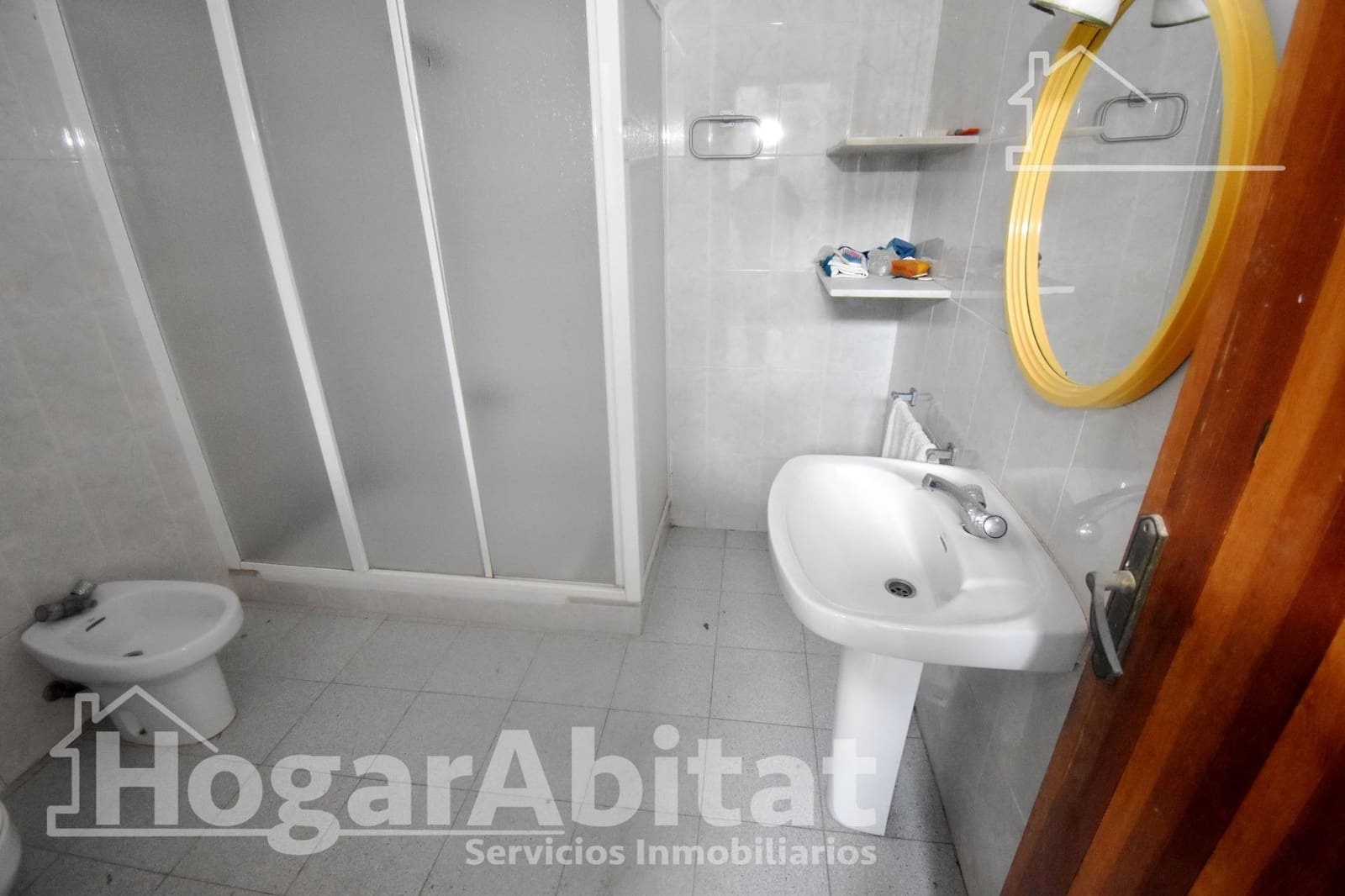 6 bedroom Townhouse for sale in Almassora / Almazora - € 150,000 (Ref: 10168537)
