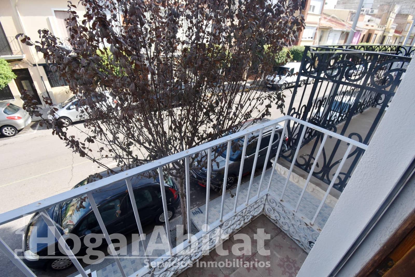 6 bedroom Townhouse for sale in Almassora / Almazora - € 150,000 (Ref: 10168537)