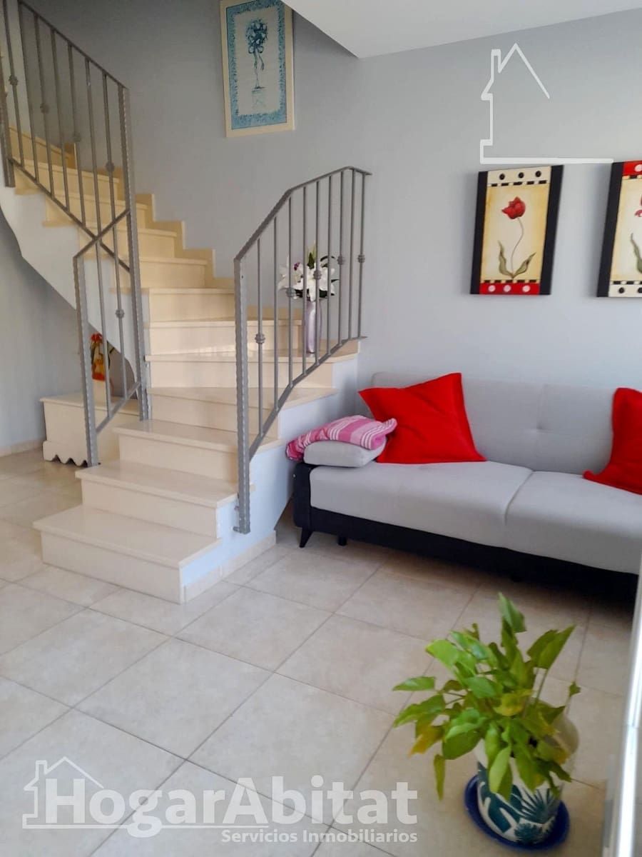 3 quarto Moradia em Banda para venda em Oliva com piscina - 250 000 € (Ref: 10171794)