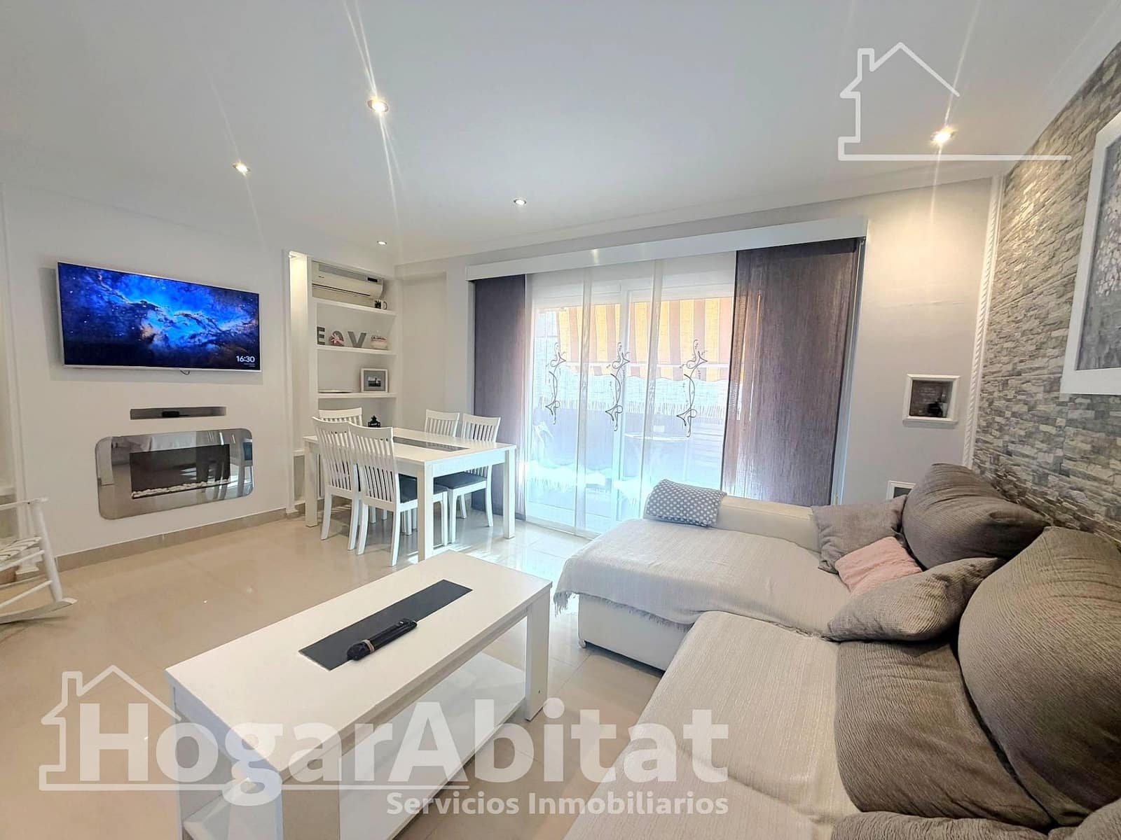 Piso de 3 habitaciones en Paterna en venta - 219.000 € (Ref: 10174037)