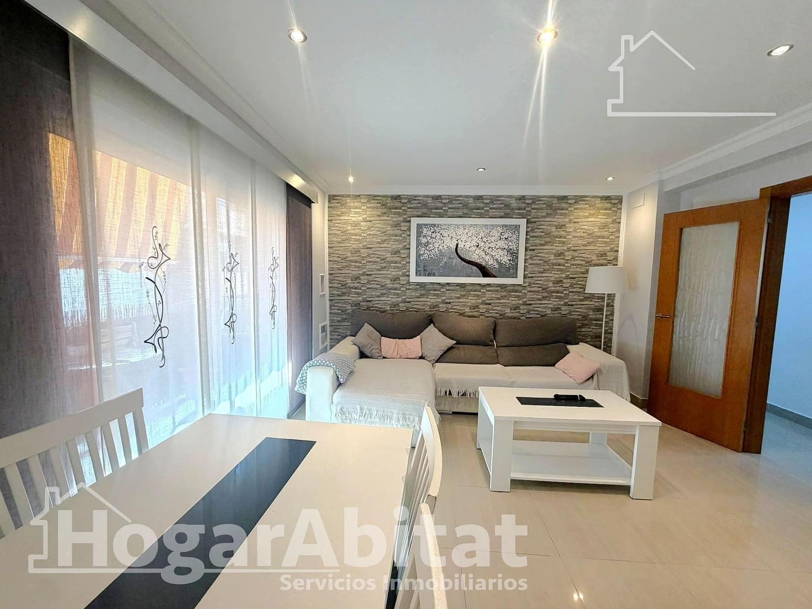 Piso de 3 habitaciones en Paterna en venta - 219.000 € (Ref: 10174037)