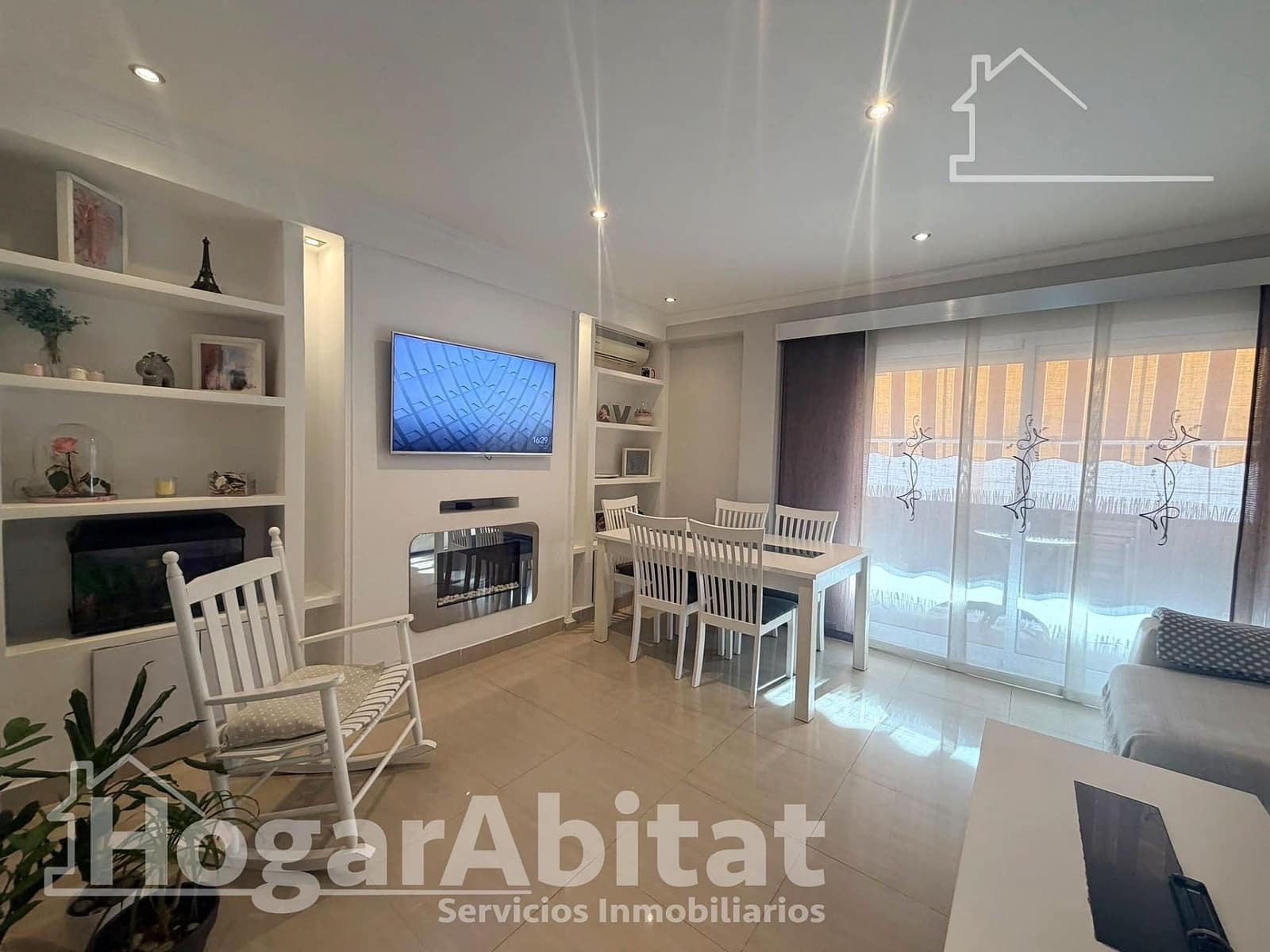 Piso de 3 habitaciones en Paterna en venta - 219.000 € (Ref: 10174037)