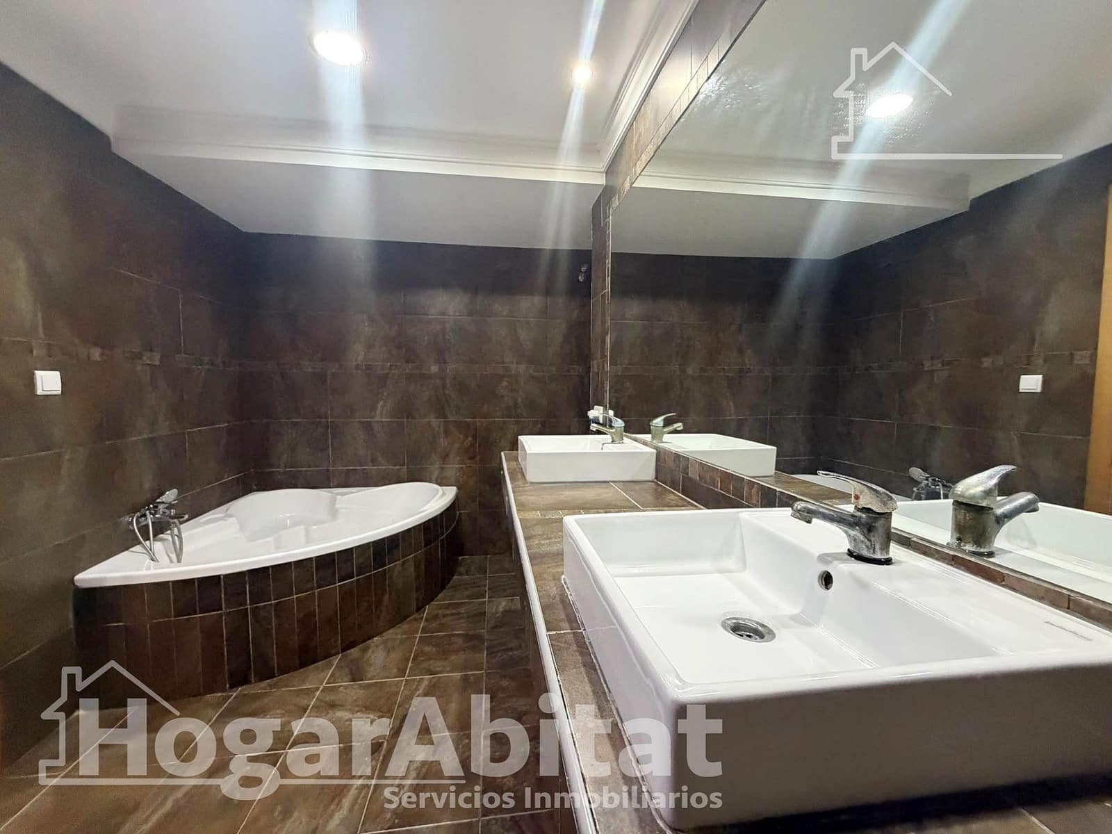 Piso de 3 habitaciones en Paterna en venta - 219.000 € (Ref: 10174037)
