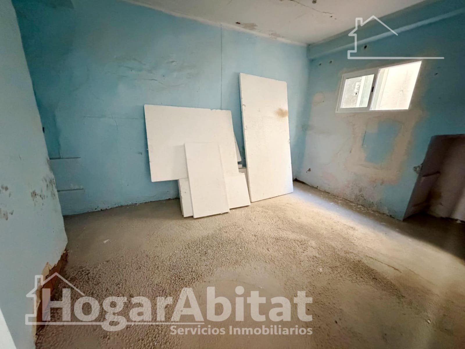Casa de 2 habitaciones en Chiva en venta - 62.000 € (Ref: 10174057)