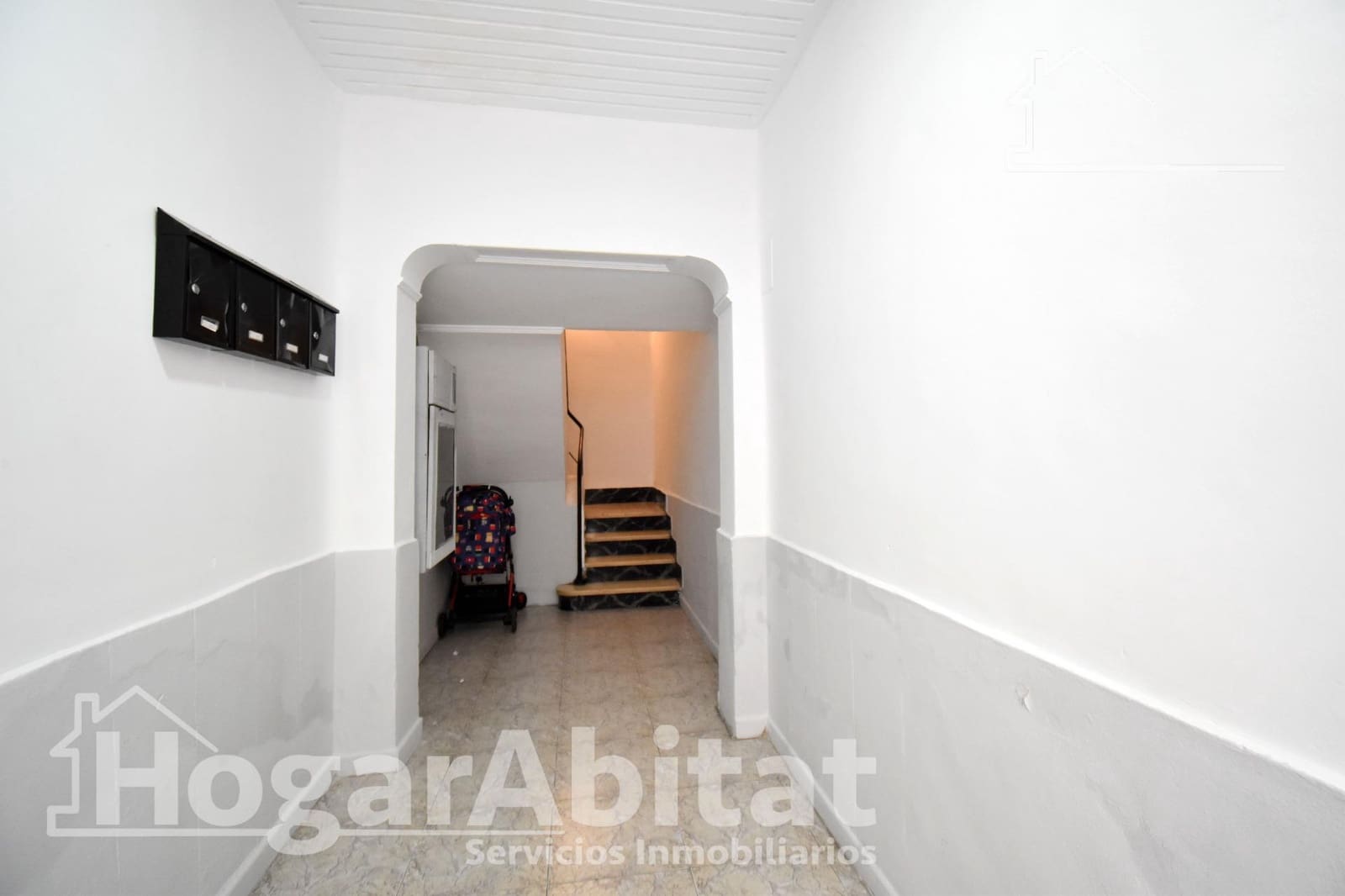 Piso de 3 habitaciones en Gandia en venta - 150.000 € (Ref: 10177279)