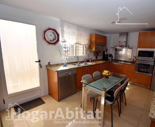 4 quarto Moradia em Banda para venda em Burriana / Borriana com garagem - 359 000 € (Ref: 10180700)