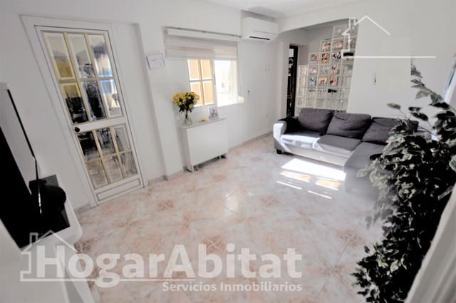 Piso de 3 habitaciones en Manises en venta - 150.000 € (Ref: 10180702)