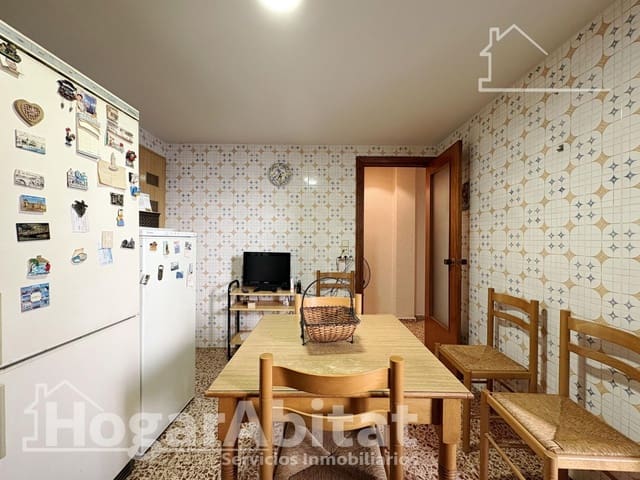 3 quarto Apartamento para venda em Simat de la Valldigna - 90 000 € (Ref: 10180703)