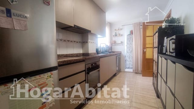 4 bedroom Flat for sale in Alzira - € 153,000 (Ref: 10182998)
