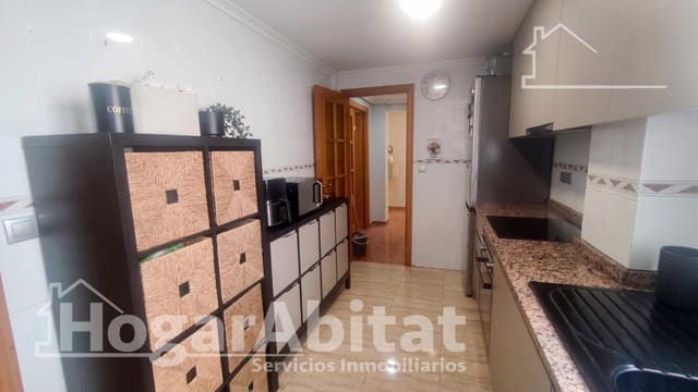 4 bedroom Flat for sale in Alzira - € 153,000 (Ref: 10182998)