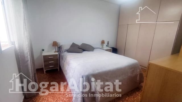 4 bedroom Flat for sale in Alzira - € 153,000 (Ref: 10182998)