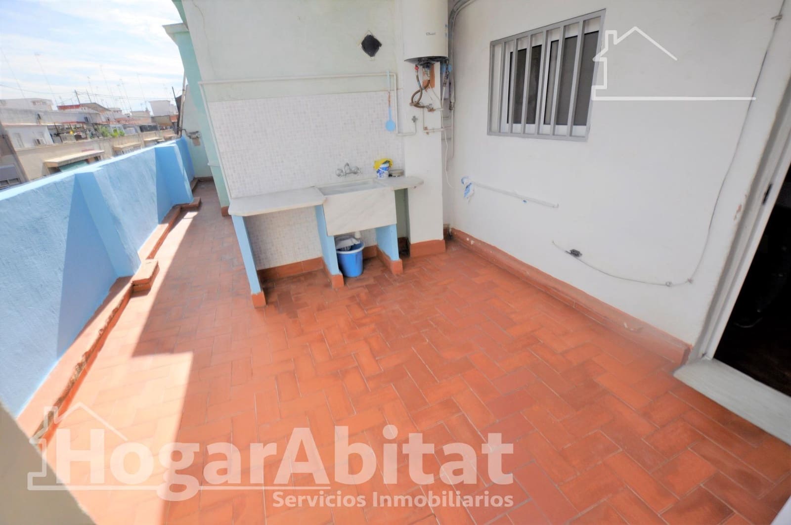 2 bedroom Penthouse for sale in Valencia city - € 168,000 (Ref: 10183003)